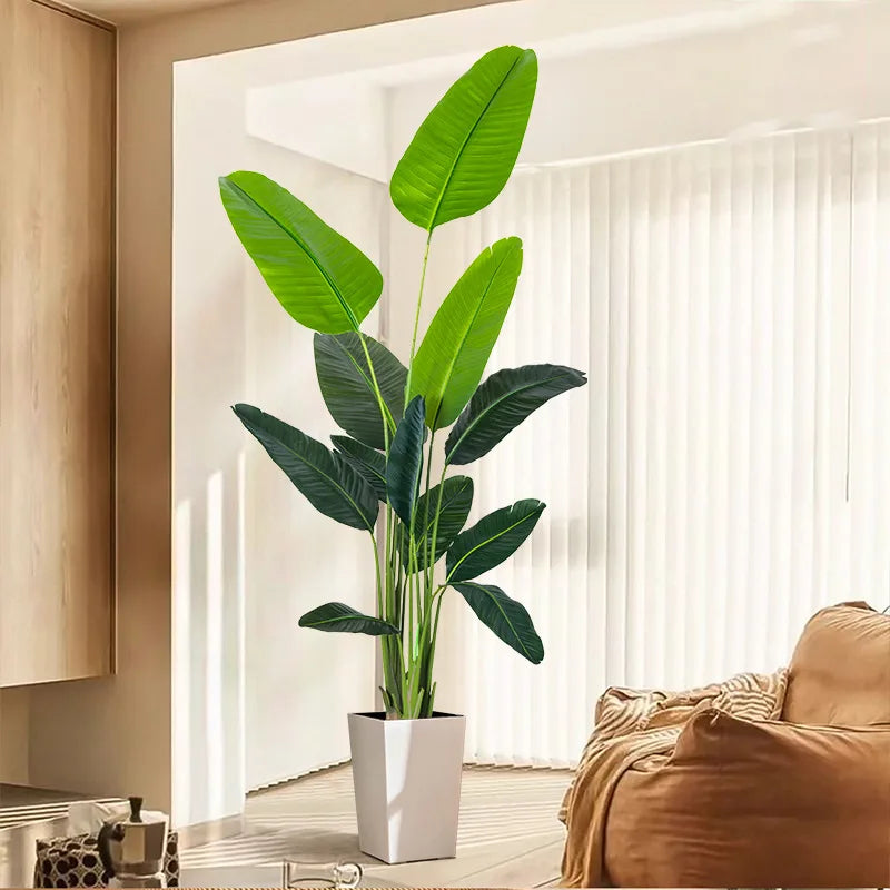 Tropical Banana Leaf Decor
